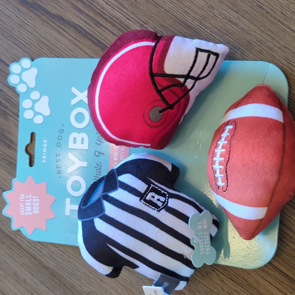Small dog toys and ceramic bowl - Picture 2 of 6